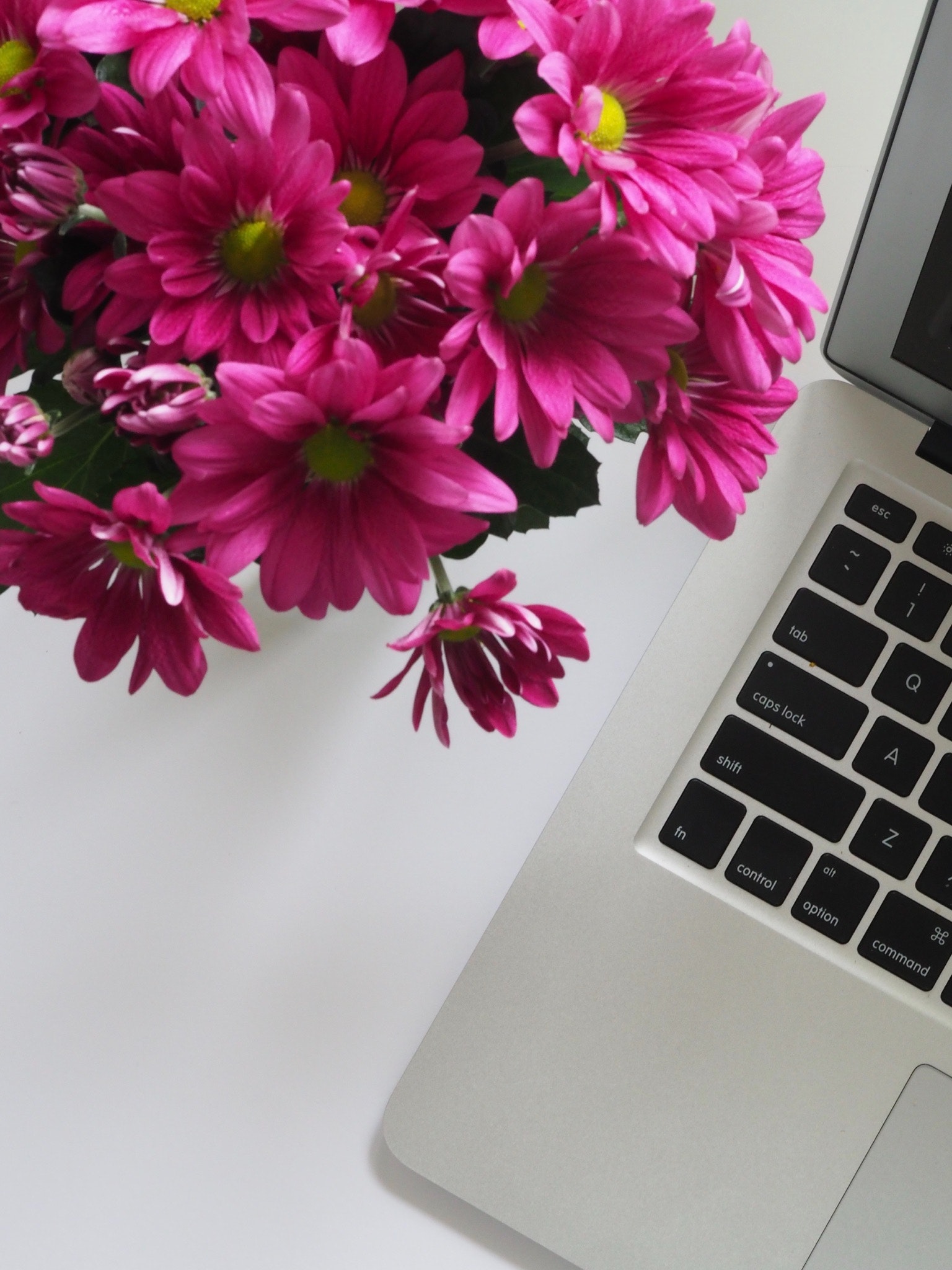 8 Pitching Mistakes That Are Costing You The Best Brand Collaborations